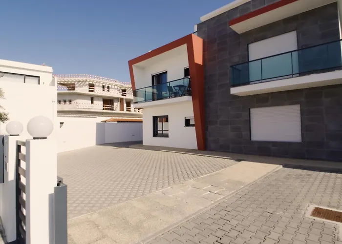 Luxury דירה בליאל